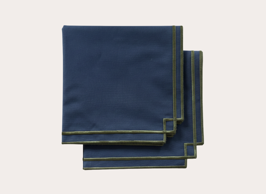 SET DE DOS SERVILLETAS BORDADAS PRADO